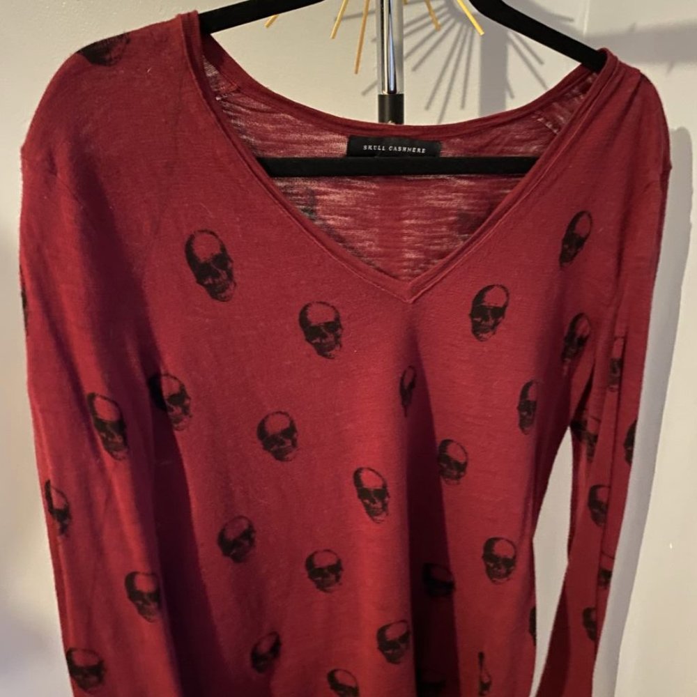 Skull Cashmere - Skull Sweater Burgundy V-Neck Top